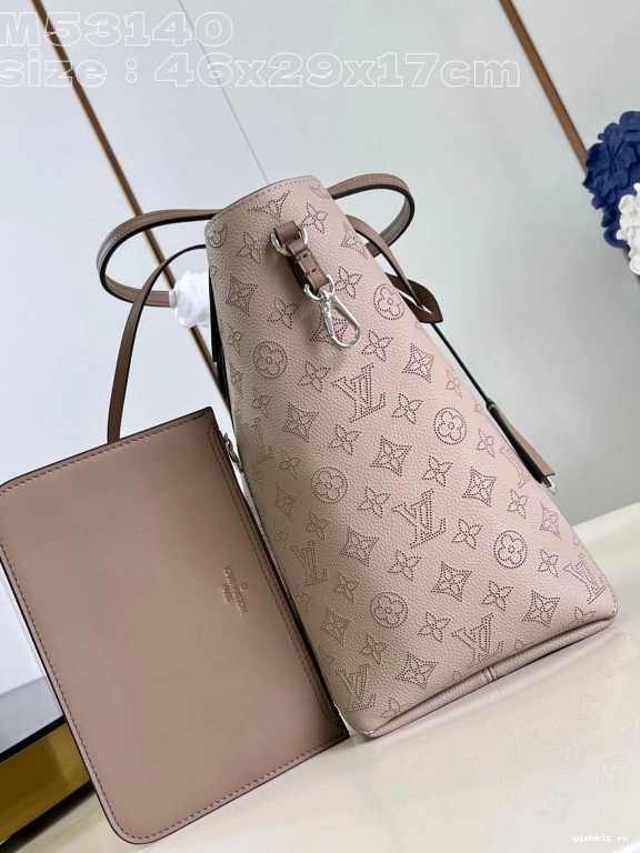 WIS HINA-46 VUITTON 29.5 x x 17CM LOUIS 0719